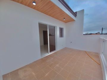 BRAND NEW DUPLEX HOUES AND LOT FOR SALE IN PILAR VILLAGE