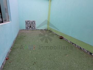 REMATE DE CASA FRENTE A PARQUE EN URBANIZACIÓN EL SANTUARIO DE CHICLAYO