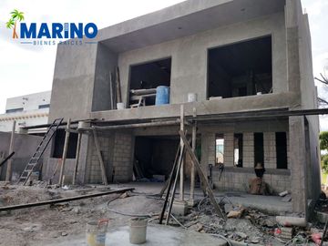 Casa en venta en fracc. Altos de Oaxtepec
