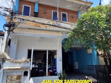 Rumah kost 13 kamar Murah di Tanjung Bungkak Denpasar dekat Renon Sanur