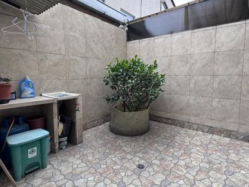 Venta casa amplia 4 dormitorios, sector Pomasqui