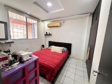 EN VENTA CASA 1 PLANTA EN CDLA. LAS TEJAS, AV 25 DE JULIO, SUR GYE