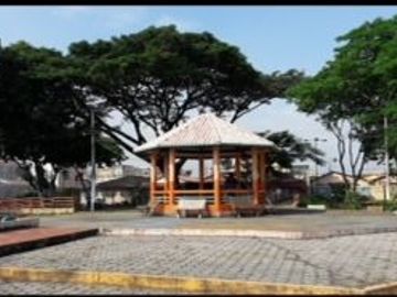 EN VENTA CASA 1 PLANTA EN CDLA. LAS TEJAS, AV 25 DE JULIO, SUR GYE
