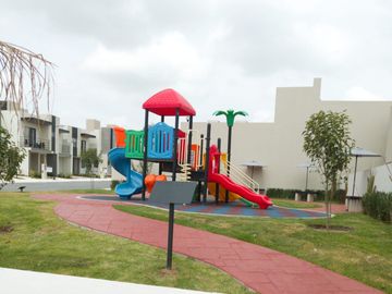 exclusivas viviendas con alberca en venta a 45 minutos de la cdmx y a15 minutos del Aifa, en TIZAYUCA!!!!