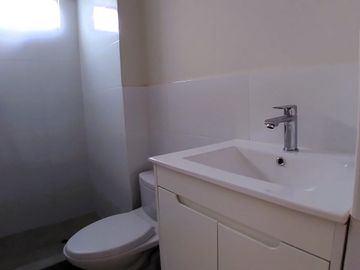 OCASIÓN!!! Se vende lindo departamento COMO NUEVO  2 dormitorios en BARRANCO, a media cdra Av. El Sol