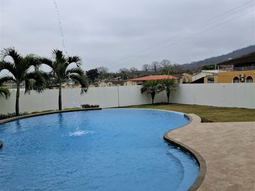 Se Vende Casa Hermosa en Portoviejo Manabí