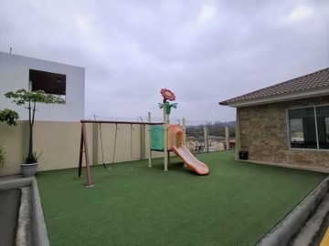Se Vende Casa Hermosa en Portoviejo Manabí