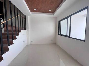 BRAND NEW HOUSE AND LOT IN TALON SINGKO ALONG MARCOS ALVAREZ