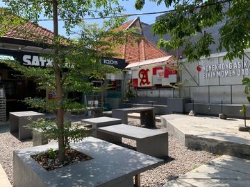 Dijual Rumah Usaha Ruko Area Ngagel Sulawesi Surabaya Pusat Ex Cafe