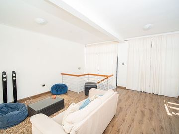 SE VENDE CASA EN COND DUNAS DEL MAR.