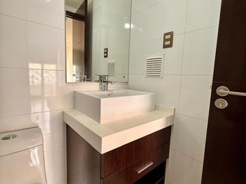 SE VENDE DEPARTAMENTO EN EDIF. TERRANOVA.