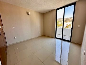 CASA EN VENTA, FRACCIONAMIENTO BOSQUES DE SANTA ANITA