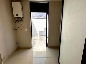 CASA EN VENTA, FRACCIONAMIENTO BOSQUES DE SANTA ANITA