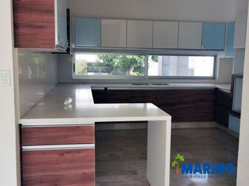 Hermosa Casa en venta. Lomas de Cocoyoc
