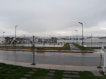 CASA EN VENTA EN FRACCIONAMIENTO METEPEC