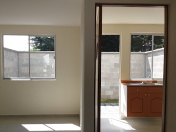 CASA EN VENTA EN FRACCIONAMIENTO METEPEC