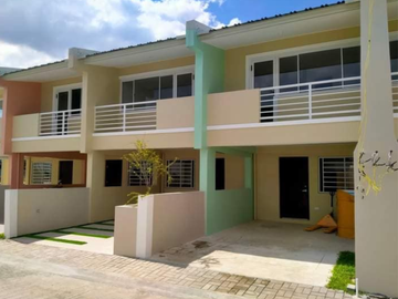 Neuville Townhomes