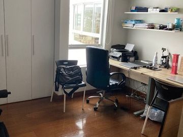 SE VENDE FINO DEPARTAMENTO EN ZONA EXCLUSIVA DE SAN ISIDRO - Av. Santo Toribio .