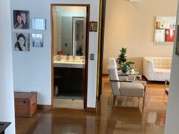 SE VENDE FINO DEPARTAMENTO EN ZONA EXCLUSIVA DE SAN ISIDRO - Av. Santo Toribio .