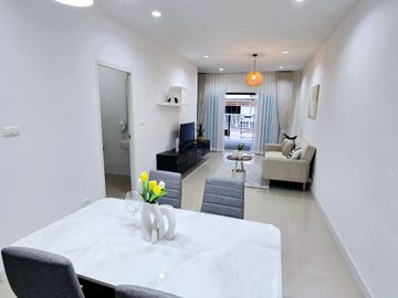 Townhomes for sale, newly renovated Mae Hee. You can walk to the Lanna Temple School.