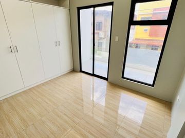 Modern Designed Townhouse for sale in Molino Bacoor Cavite City
