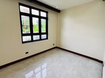Elegantly Designed Single Attached House and Lot for sale in Molino Bacoor Cavite City