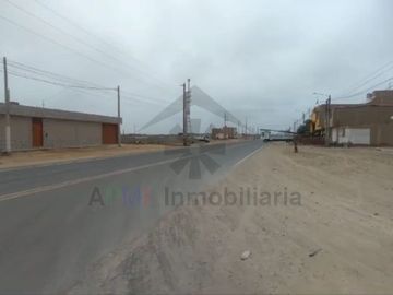 REMATE DE AMPLIO TERRENO EN PUERTO ETEN
