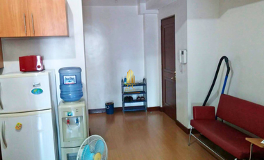 Rush Sale! 1-Bedroom Condo Unit  in Malayan Plaza, Ortigas Center