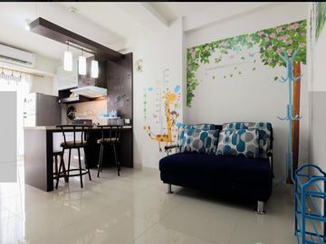 Jual Cepat Oak Tower, 2 BR Jadi 1, Semi Furnish, No Unit Cantik, Dekat Kelapa Gading