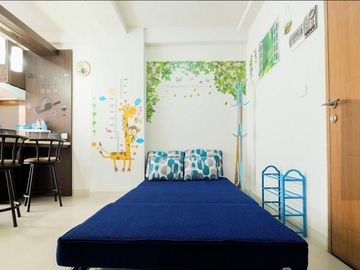 Jual Cepat Oak Tower, 2 BR Jadi 1, Semi Furnish, No Unit Cantik, Dekat Kelapa Gading