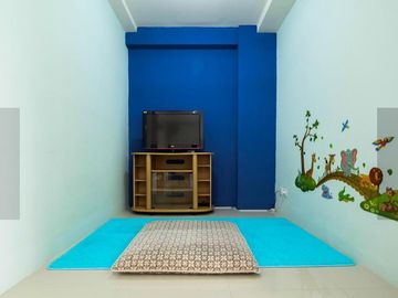 Jual Cepat Oak Tower, 2 BR Jadi 1, Semi Furnish, No Unit Cantik, Dekat Kelapa Gading