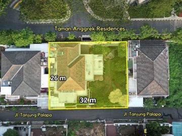 RUMAH ASRI dgn TAMAN di KOMPLEK PONDOK ANGGREK, JAKBAR dkt TAMAN ANGGREK