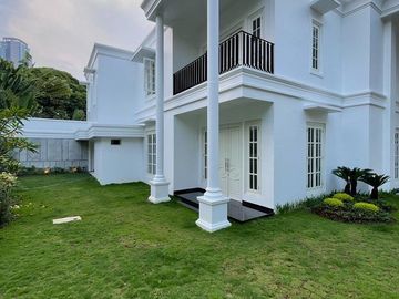 RUMAH MEWAH BARU di Jl BANYUMAS, MENTENG, JAKPUS