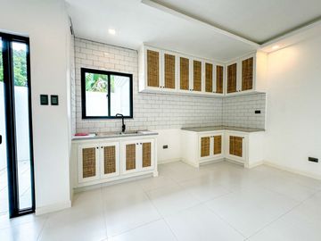 4 Bedroom with Toilet and Bath House and Lot for Sale in Pilar, Las Pinas City