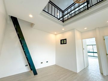 4 Bedroom with Toilet and Bath House and Lot for Sale in Pilar, Las Pinas City