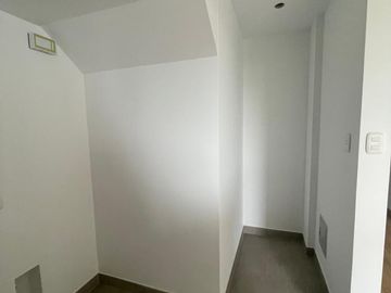 VENDO DUPLEX ESTRENO DE 2 DORM. CON ESTAC– SURQUILLO $155,000