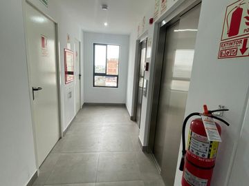VENDO DUPLEX ESTRENO DE 2 DORM. CON ESTAC– SURQUILLO $155,000