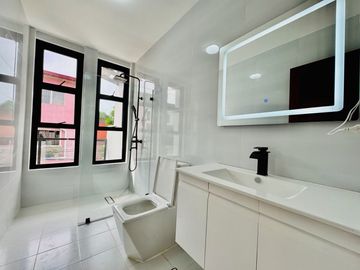 Brand New Stylish Corner House and Lot for Sale Multinational Village Parañaque City