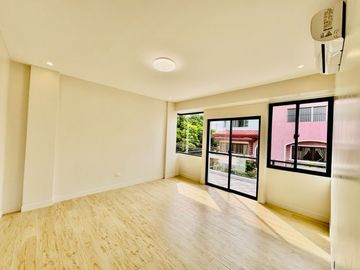 Brand New Stylish Corner House and Lot for Sale Multinational Village Parañaque City