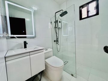 Brand New Stylish Corner House and Lot for Sale Multinational Village Parañaque City
