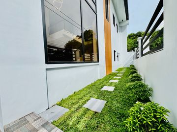 Brand New Stylish Corner House and Lot for Sale Multinational Village Parañaque City