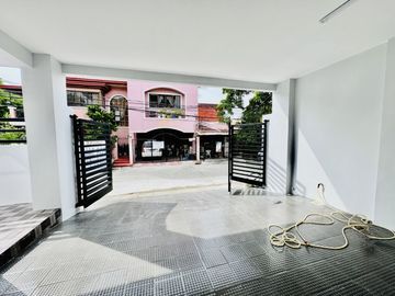 Brand New Stylish Corner House and Lot for Sale Multinational Village Parañaque City
