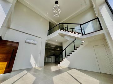 Brand New Stylish Corner House and Lot for Sale Multinational Village Parañaque City