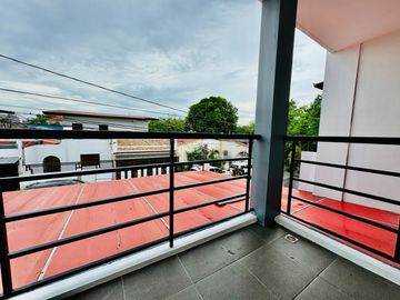 FOR SALE BEAUTFUL MODERN 2 STOREY DUPLEX HOUSE IN BF RESORT