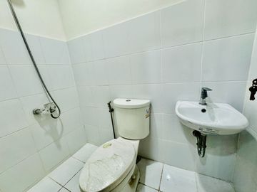 FOR SALE BEAUTFUL MODERN 2 STOREY DUPLEX HOUSE IN BF RESORT