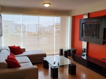 SE VENDE LINDO DEPARTAMENTO DE 115 M2 , CERCA A COLEGIOS EN VALLE HERMOSO. SURCO
