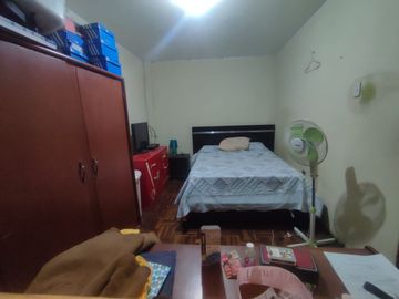 VENTA DE CASA AT 120M2 AC 230M2 SAN JUAN DE LURIGANCHO - $215,000