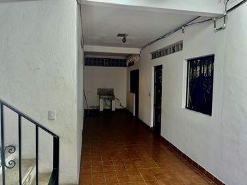 ¡Descubre el Potencial de Inversión en Río Grande 231: Amplia Propiedad en Puerto Vallarta!