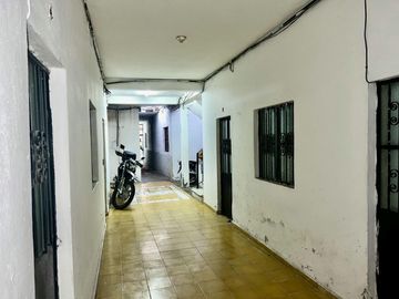 ¡Descubre el Potencial de Inversión en Río Grande 231: Amplia Propiedad en Puerto Vallarta!