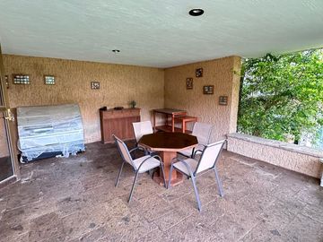 CASA EN VENTA EN LAS CAÑADAS